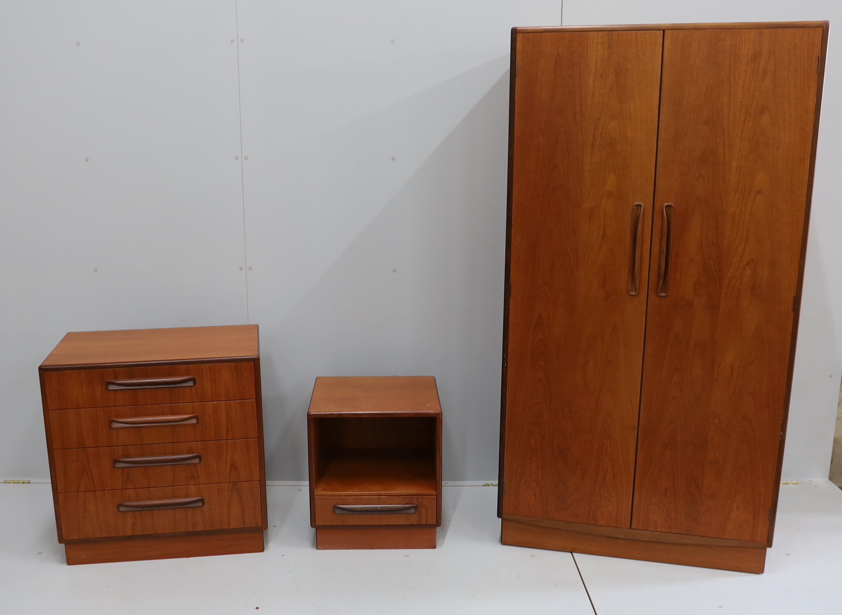 A mid century G Plan Fresco teak three piece bedroom suite, wardrobe width 91cm, depth 59cm, height 177cm